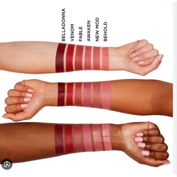 3 FOR $30 - DELUXE SIZE SIGMA LIQUID LIPSTICK - Picture 2 of 7